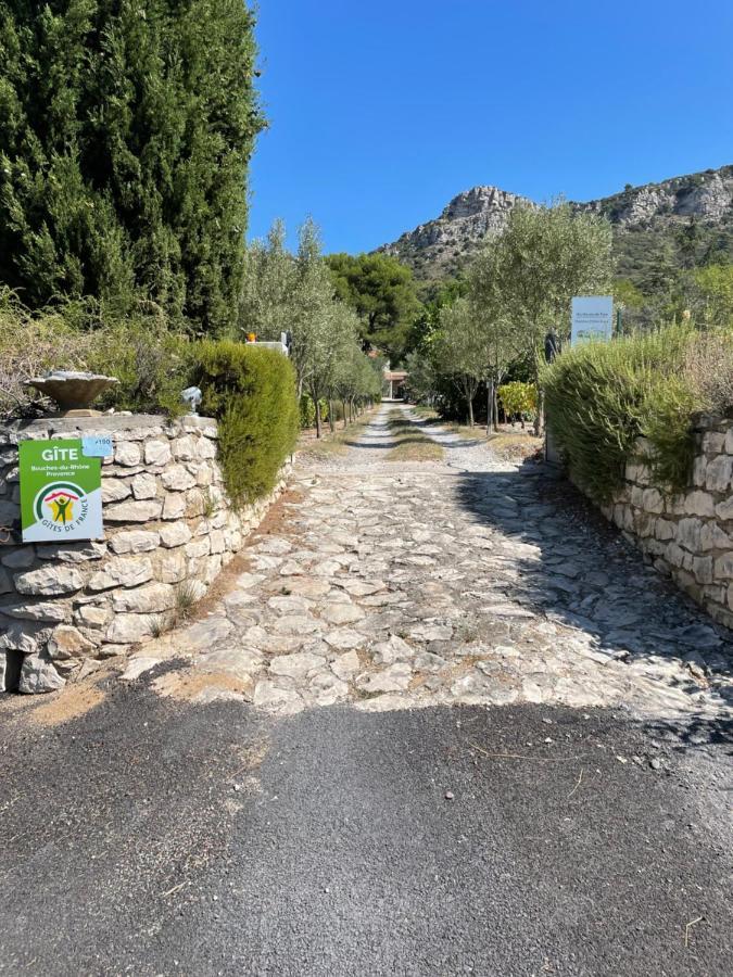 Au Havre De Paix Sainte Victoire Vauvenargues Hotel Exterior photo